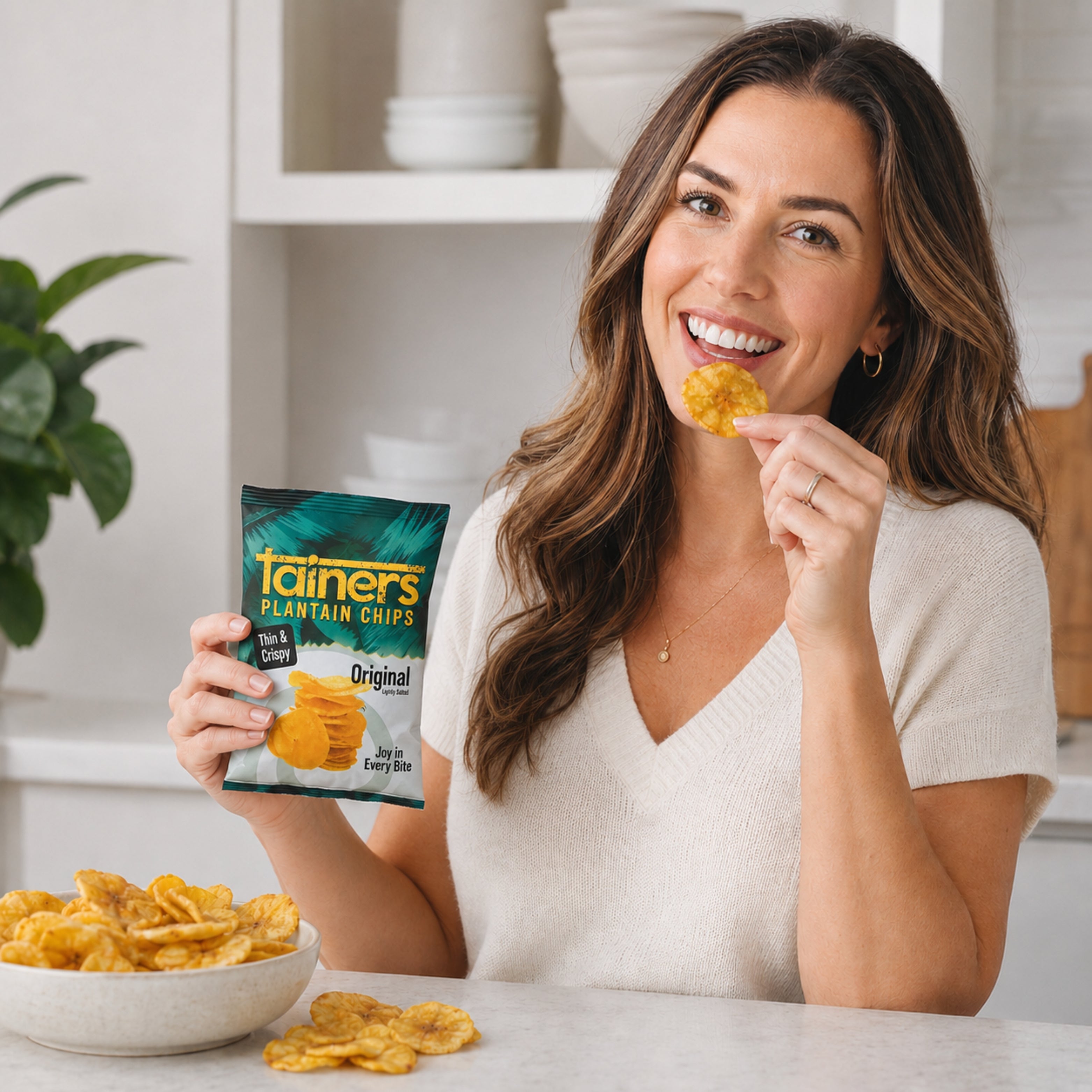 Sparkxx Original Salted Chips lifestyle photo # Flavor_Original Salted
